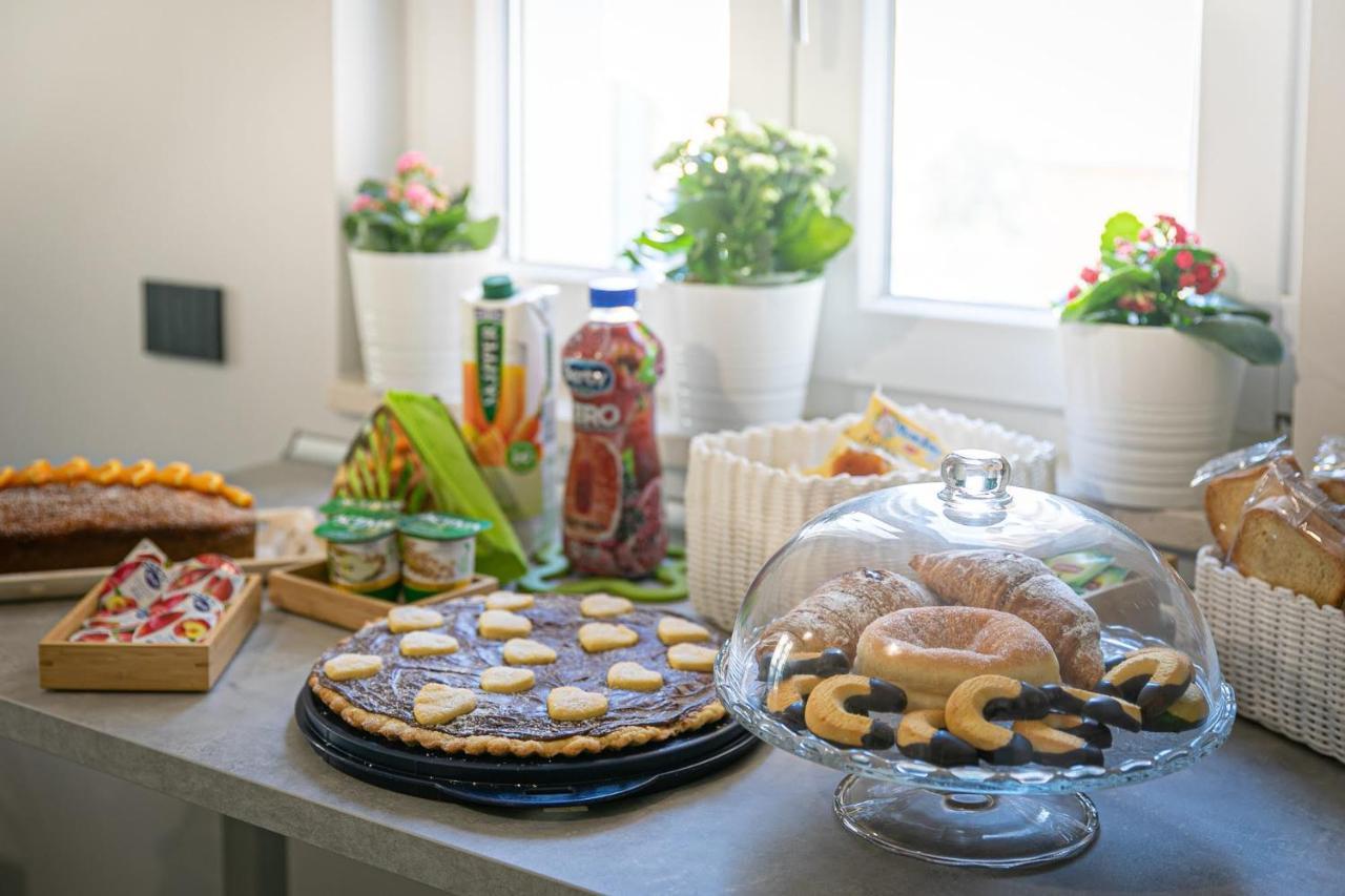 Due Rioni Bed And Breakfast Adelfia Extérieur photo
